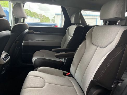 Used 2021 Hyundai Palisade SEL FWD image 6