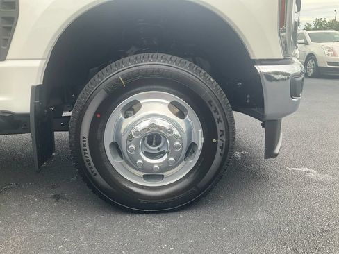 New 2026 Ford F350 Lariat w/ Chrome Package AWD/4WD image 10