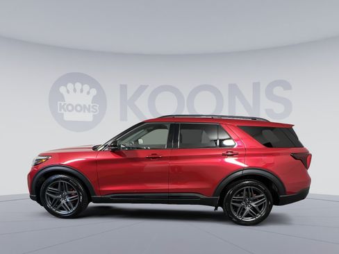 Used 2026 Ford Explorer ST w/ Sun And Sound Package AWD/4WD image 7