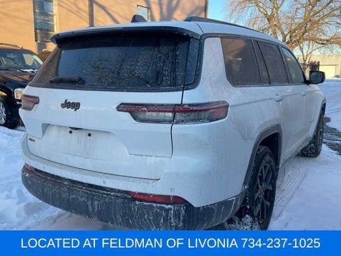 Used 2024 Jeep Grand Cherokee L Altitude image 3