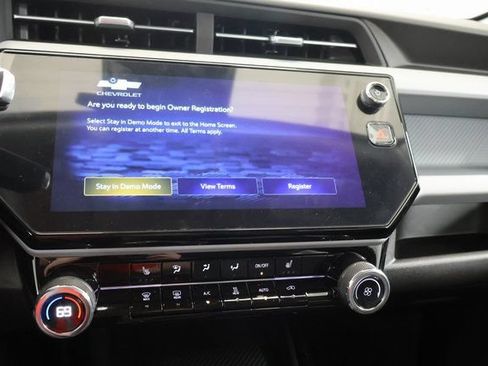 New 2027 Chevrolet Bolt LT w/ Comfort Package FWD image 19