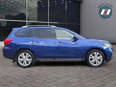Used 2019 Nissan Pathfinder SL w/ SL Premium Package image 6