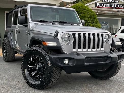 Used 2020 Jeep Wrangler Unlimited Sport S AWD/4WD image 4