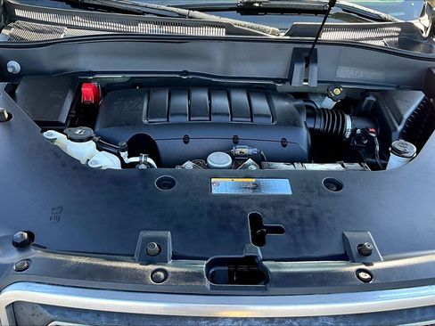 Used 2017 GMC Acadia Limited SLT image 32