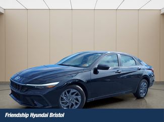 Used 2024 Hyundai Elantra SEL video 1