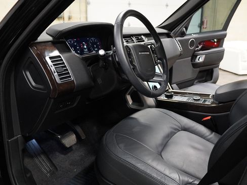 Used 2022 Land Rover Range Rover image 21