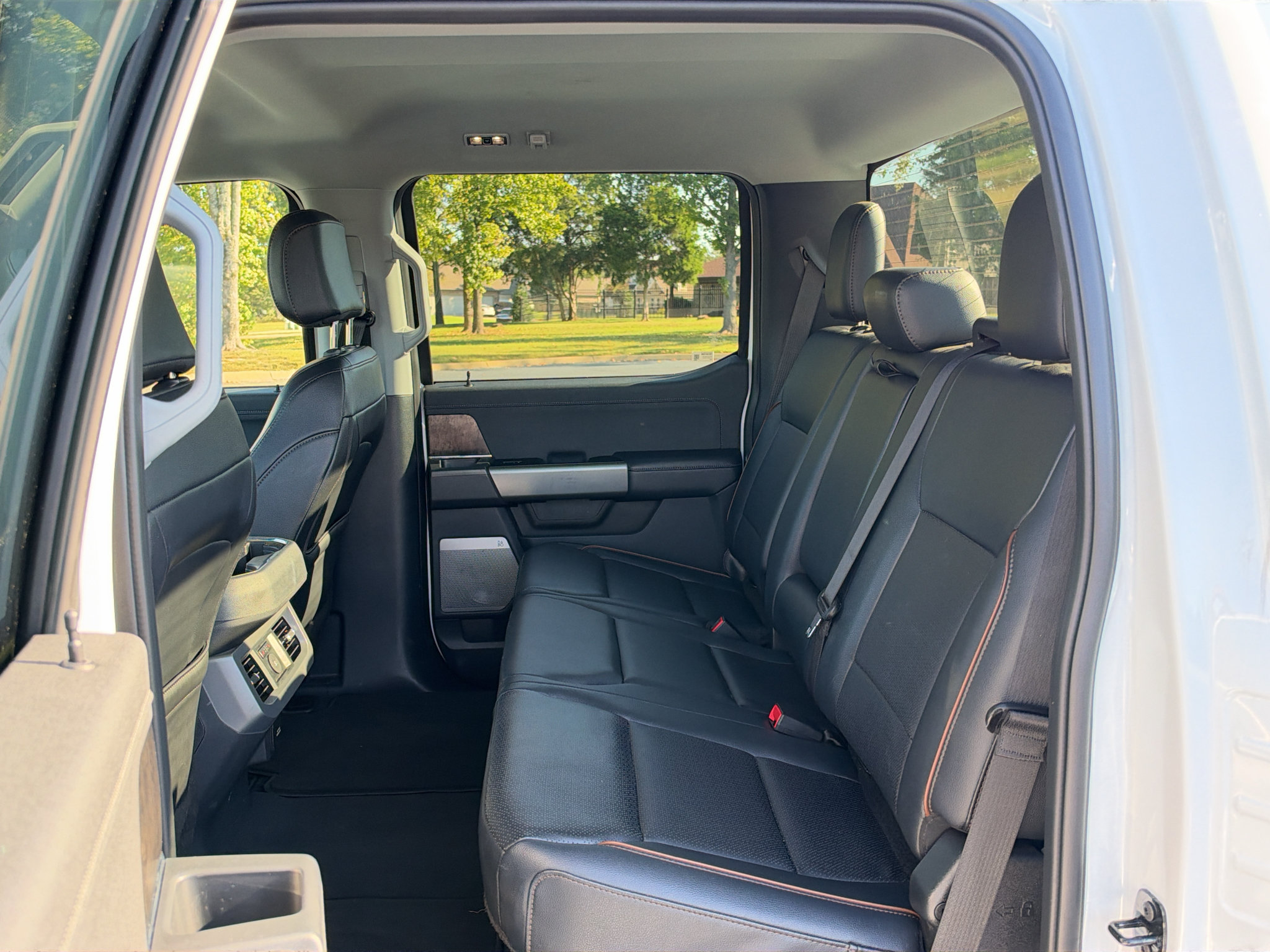 Used 2026 Ford F250 Lariat AWD/4WD image 12