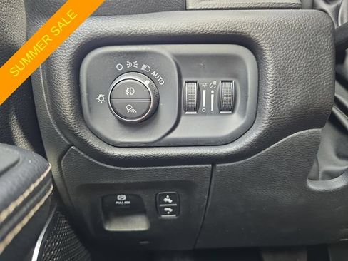 Used 2025 RAM 1500 Laramie AWD/4WD image 22