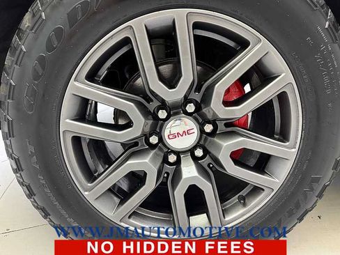 Used 2021 GMC Sierra 1500 AT4 w/ AT4 Premium Package AWD/4WD image 9