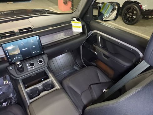New 2026 Land Rover Defender 110 X image 28