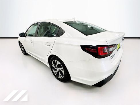 Used 2025 Subaru Legacy Premium AWD/4WD image 7