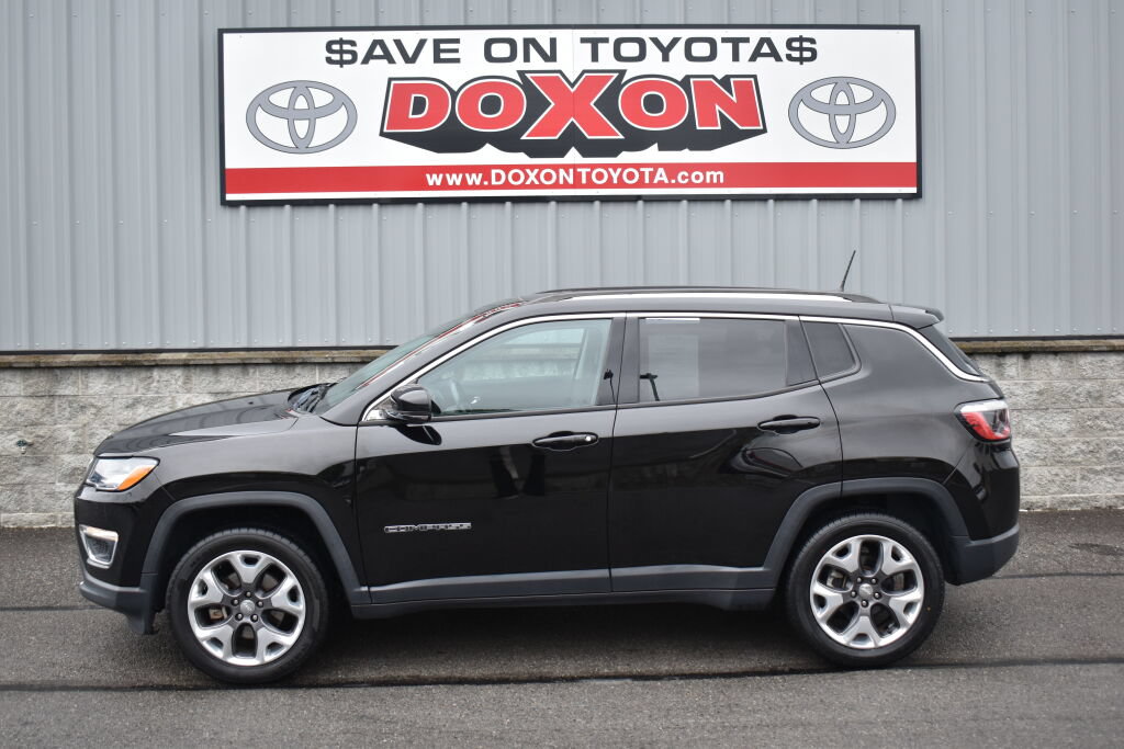 Used 2021 Jeep Compass Limited w/ Sun and Sound Group AWD/4WD image 4