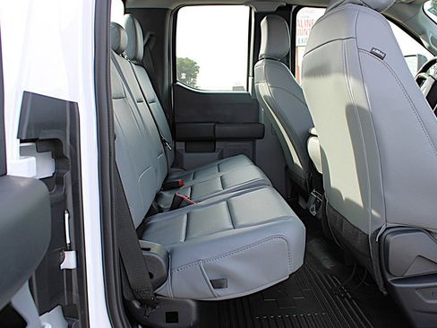 Used 2025 Ford F250 XLT image 16