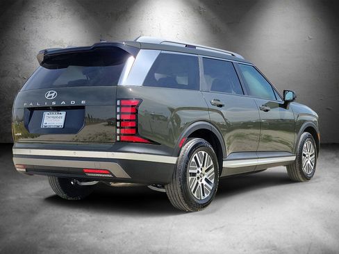 New 2026 Hyundai Palisade FWD Hybrid image 3