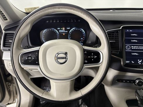 Used 2016 Volvo XC90 T5 Momentum image 22