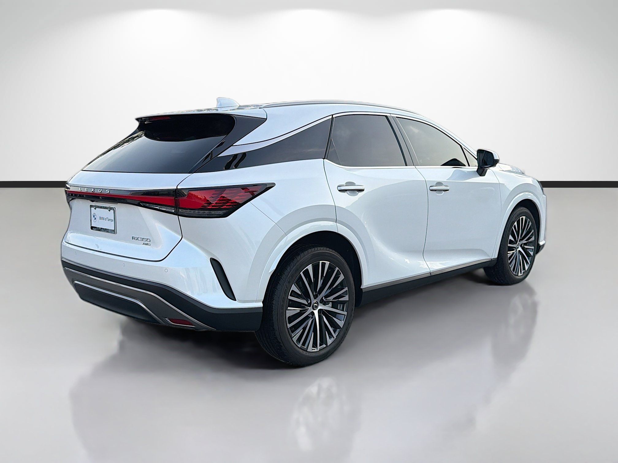 Used 2023 Lexus RX 350 Premium Plus w/ Cold Area Package AWD/4WD image 3