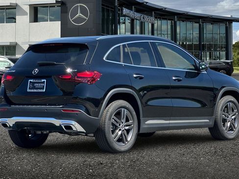 New 2025 Mercedes-Benz GLA 250 4MATIC image 4