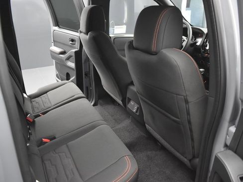 New 2026 Nissan Frontier PRO-4X w/ Pro-4x Convenience Package AWD/4WD image 18