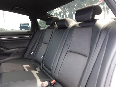 Used 2020 Honda Accord Sport image 24