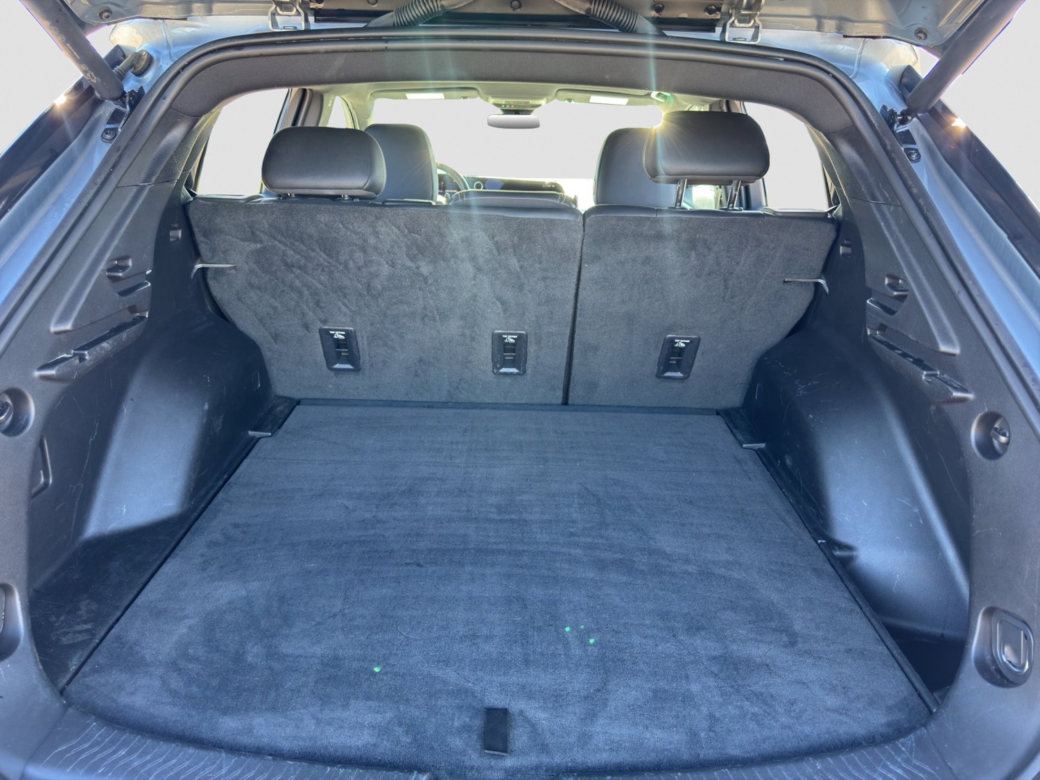 Certified 2024 Chevrolet Equinox EV LT FWD image 30