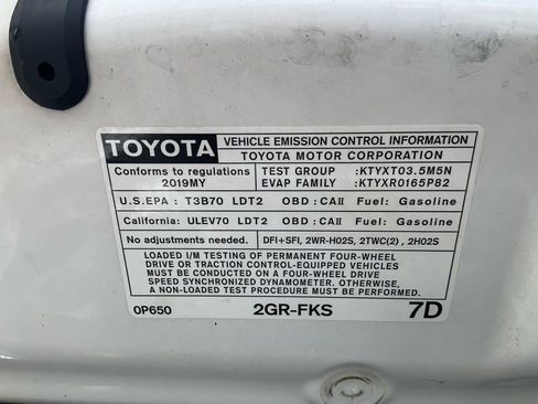 Used 2019 Toyota Tacoma TRD Sport image 13