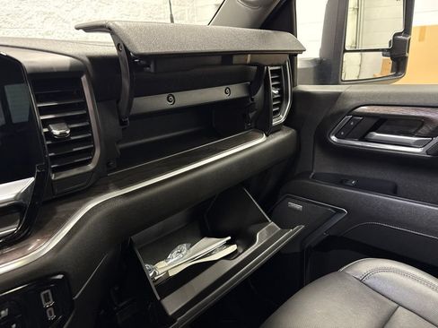 Used 2024 Chevrolet Silverado 3500 LTZ w/ LTZ Premium Package AWD/4WD image 29