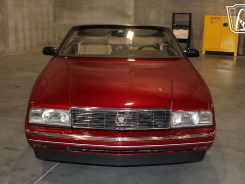 Used 1993 Cadillac Allante image 12