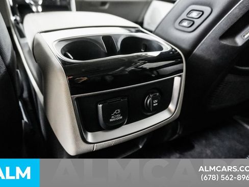 Used 2022 Kia Carnival SX Prestige image 54