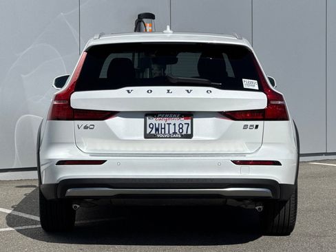 Certified 2026 Volvo V60 B5 Cross Country Plus w/ Climate Package image 4