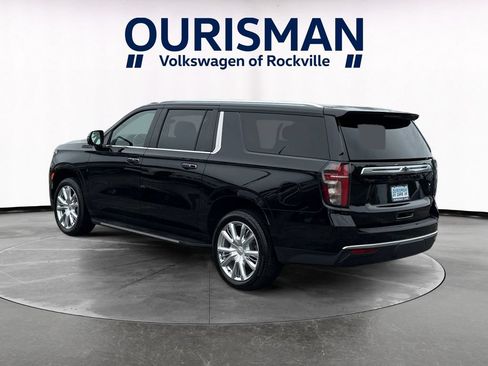 Used 2024 Chevrolet Suburban High Country w/ Max Trailering Package AWD/4WD image 4