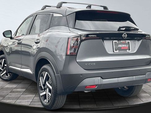 New 2026 Nissan Kicks SV image 3