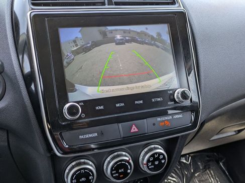 Used 2025 Mitsubishi Outlander Sport SE AWD/4WD image 16