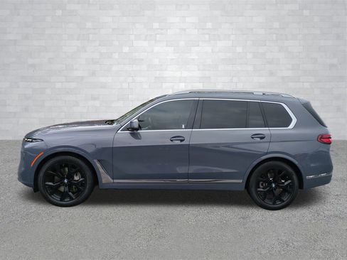 Used 2023 BMW X7 xDrive40i w/ Executive Package image 7