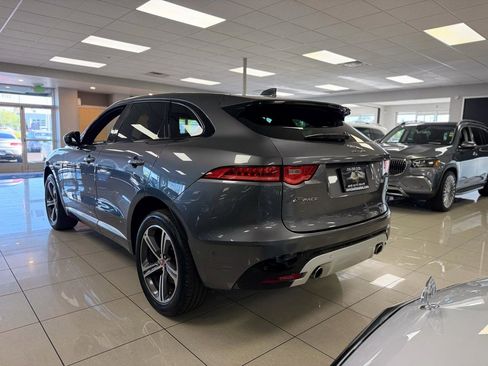 Used 2017 Jaguar F-PACE S AWD/4WD image 6
