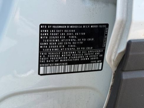 Used 2024 Volkswagen Tiguan SE AWD/4WD image 21