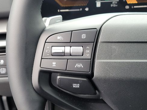 Used 2026 Kia Sportage EX w/ EX Panoramic Sunroof Package image 23