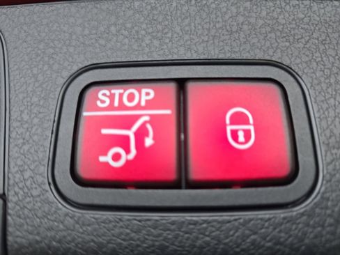 New 2026 Mercedes-Benz GLB 250 GLB 250 image 14