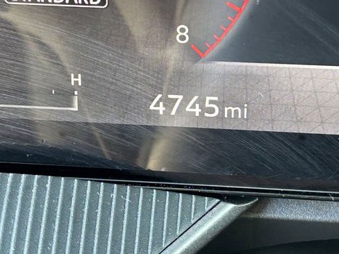 Certified 2025 Nissan Murano SV image 34