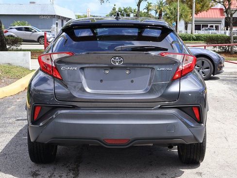 Used 2022 Toyota C-HR Limited image 11