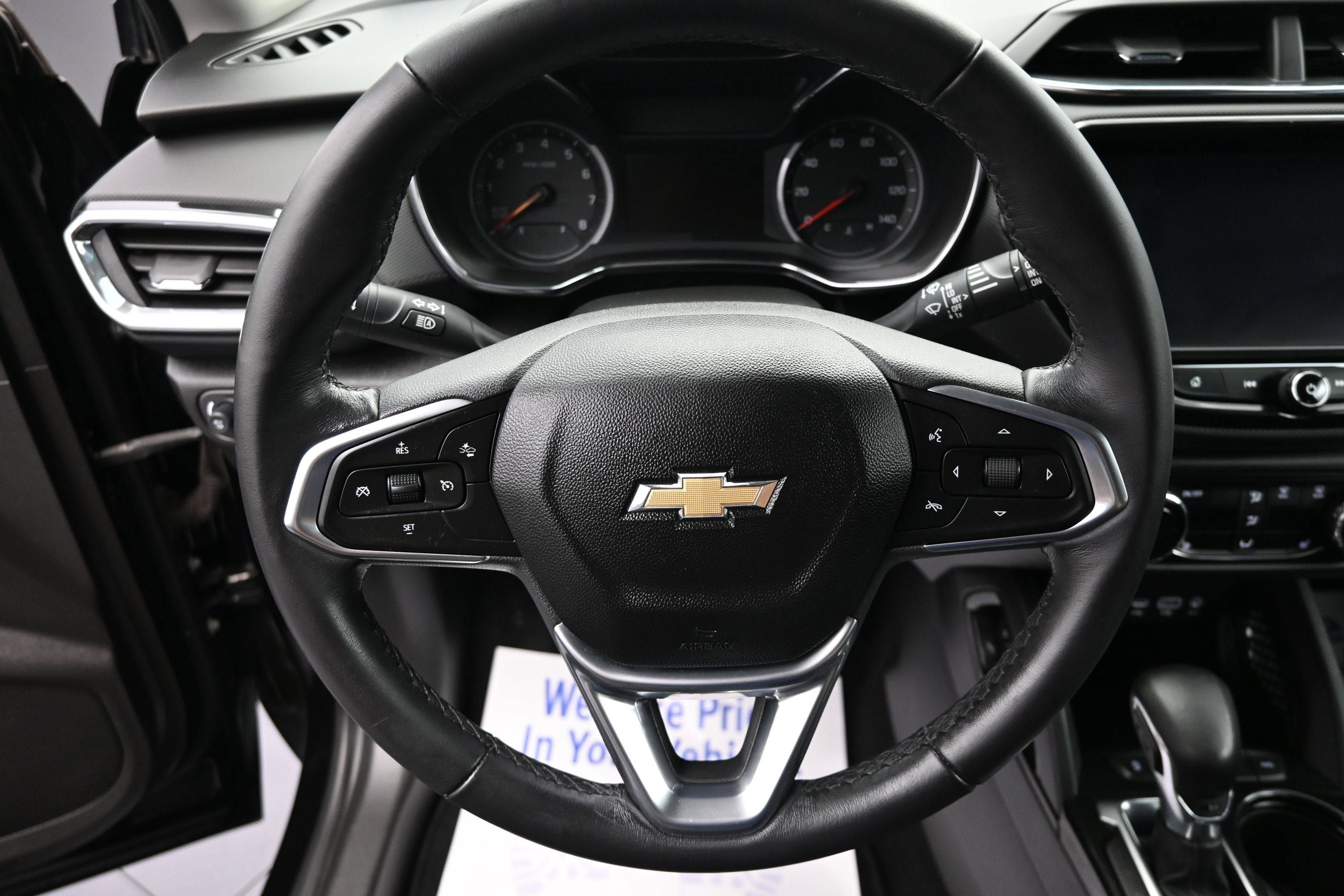 Certified 2021 Chevrolet TrailBlazer LT w/ Premium Seating Package AWD/4WD image 12