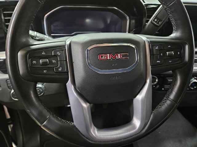 Used 2025 GMC Sierra 1500 SLT AWD/4WD image 11