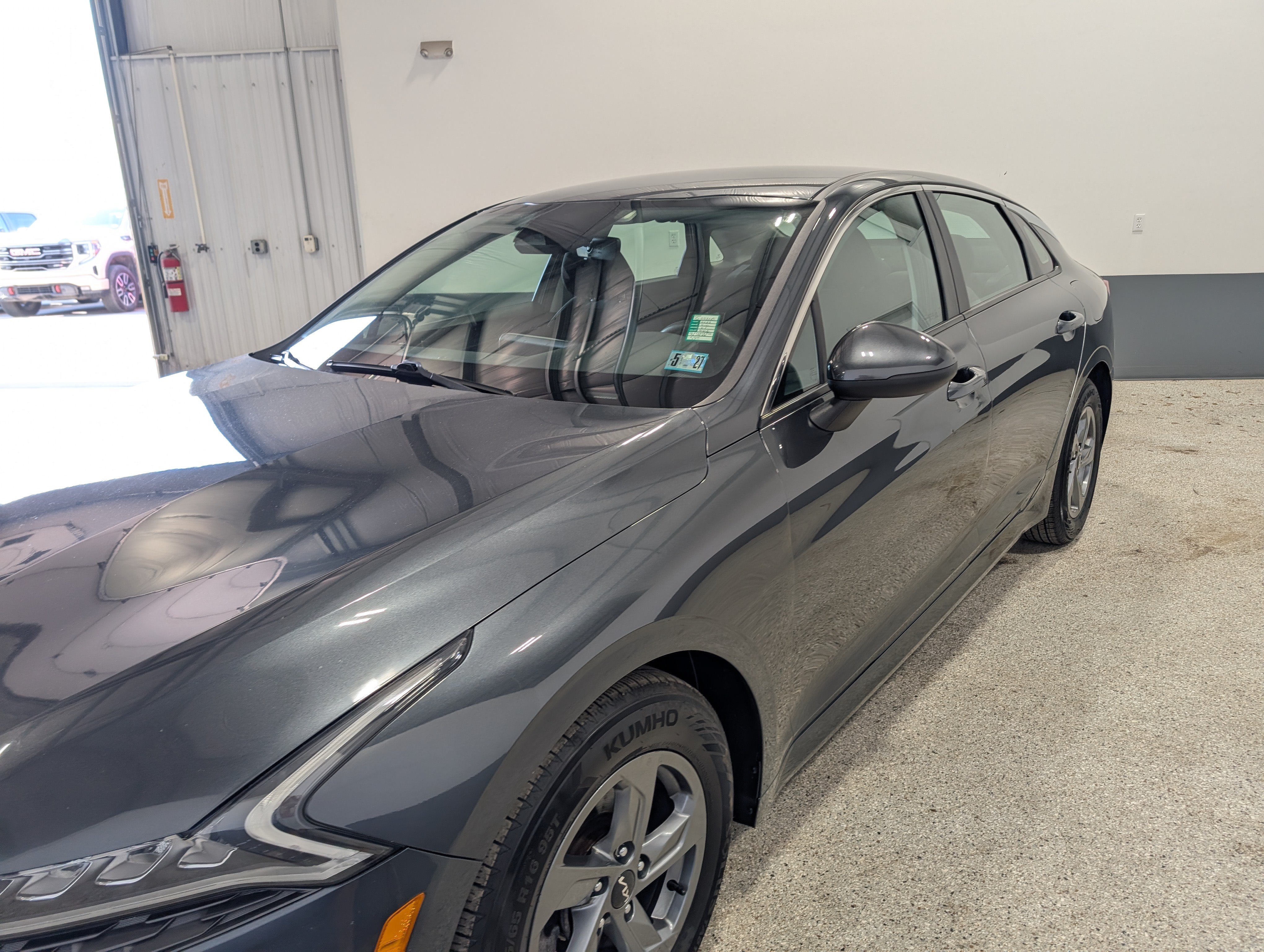 Used 2023 Kia K5 LXS FWD image 7