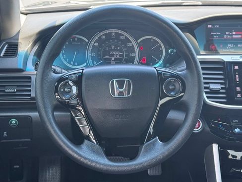 Used 2017 Honda Accord EX image 8