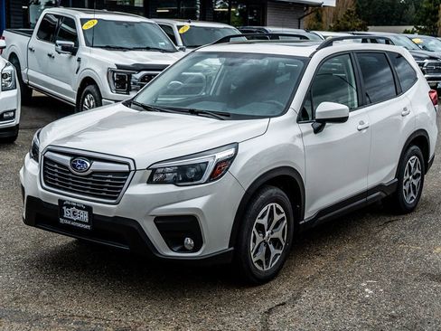 Used 2021 Subaru Forester Premium w/ Popular Package #1 AWD/4WD image 4