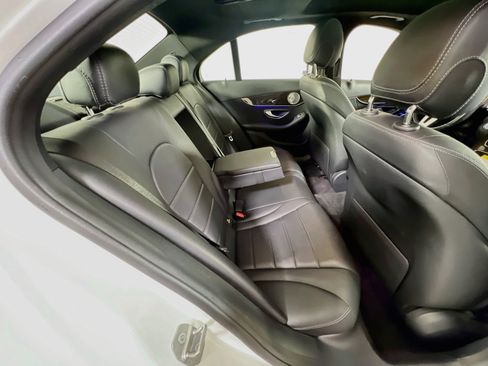 Used 2020 Mercedes-Benz C 300 4MATIC Sedan image 27