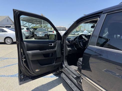 Used 2013 Honda Pilot Touring image 6