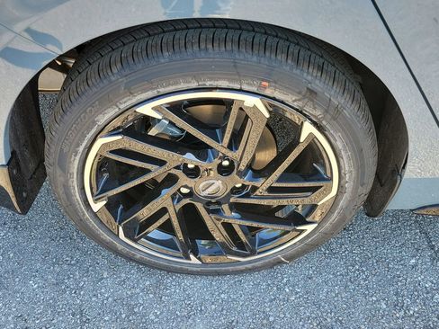 New 2026 Nissan Sentra SR image 9