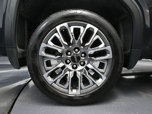 Used 2023 GMC Sierra 1500 Denali Ultimate AWD/4WD image 17