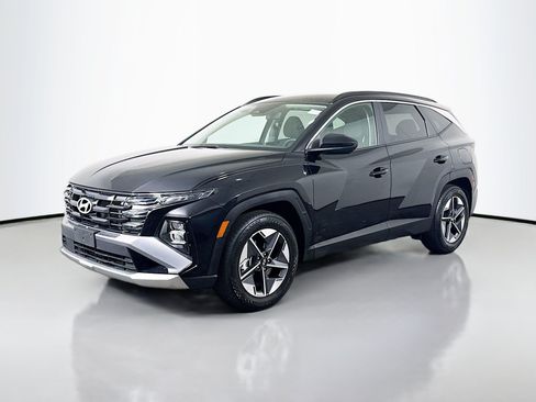 Used 2026 Hyundai Tucson SEL FWD image 4