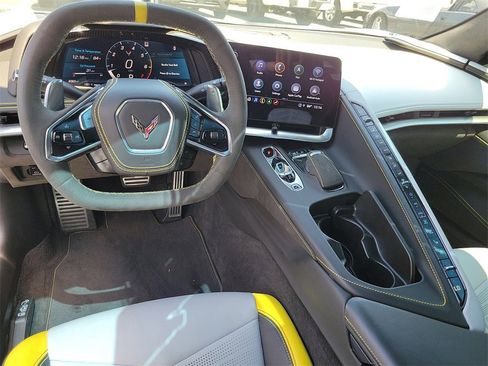 Used 2022 Chevrolet Corvette Stingray Premium Cpe image 4